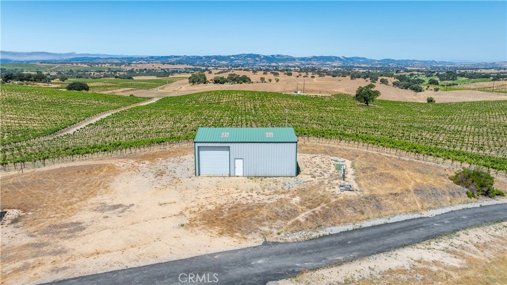 Paso Robles, California, 93446, United States, 7 Bedrooms Bedrooms, ,6 BathroomsBathrooms,Residential,Active,1919055