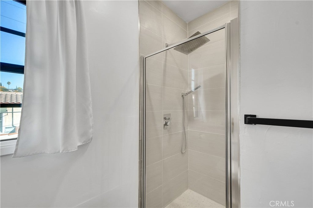 Glendale, California, 91206, United States, 4 Bedrooms Bedrooms, ,3 BathroomsBathrooms,Residential,Active,1963262