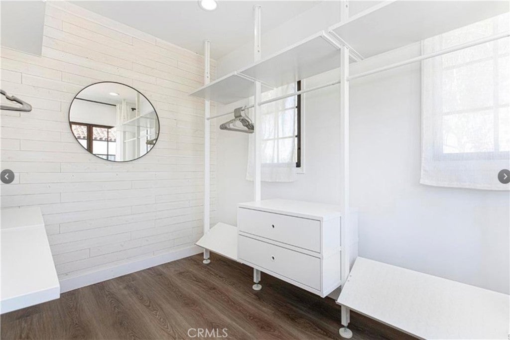 Glendale, California, 91206, United States, 4 Bedrooms Bedrooms, ,3 BathroomsBathrooms,Residential,Active,1963262