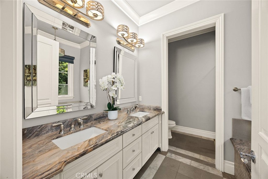 Arcadia, California, 91006, United States, 5 Bedrooms Bedrooms, ,6 BathroomsBathrooms,Residential,Active,1859344