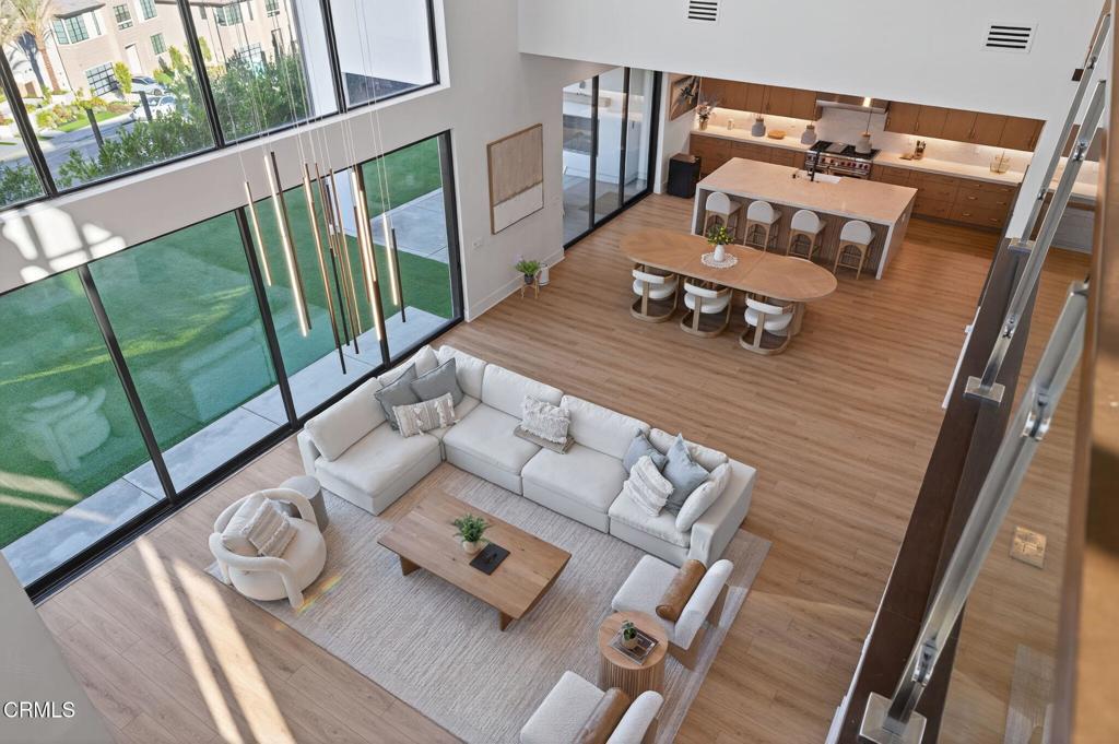 Porter Ranch, California, 91326, United States, 5 Bedrooms Bedrooms, ,6 BathroomsBathrooms,Residential,Active,1965808