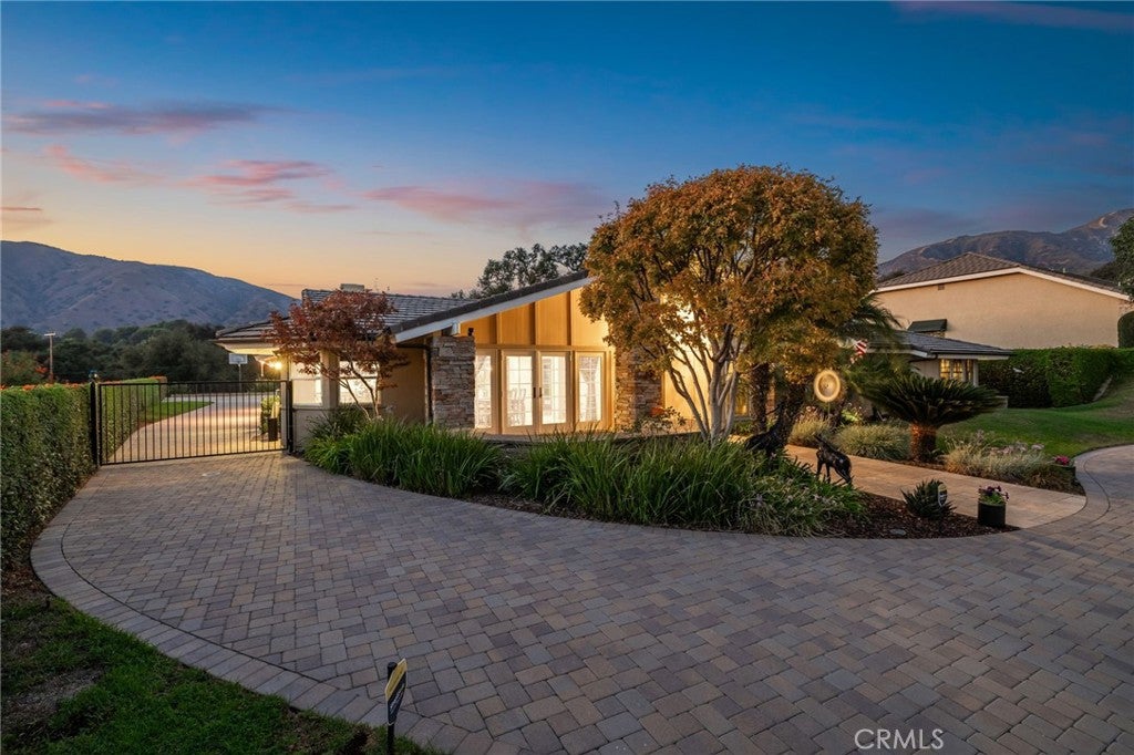 La Verne, California, 91750, United States, 3 Bedrooms Bedrooms, ,3 BathroomsBathrooms,Residential,Active,1963390