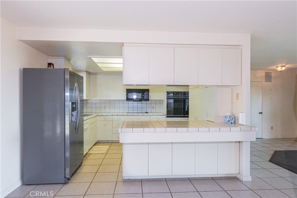 Paso Robles, California, 93446, United States, 3 Bedrooms Bedrooms, ,4 BathroomsBathrooms,Residential,Active,1970943