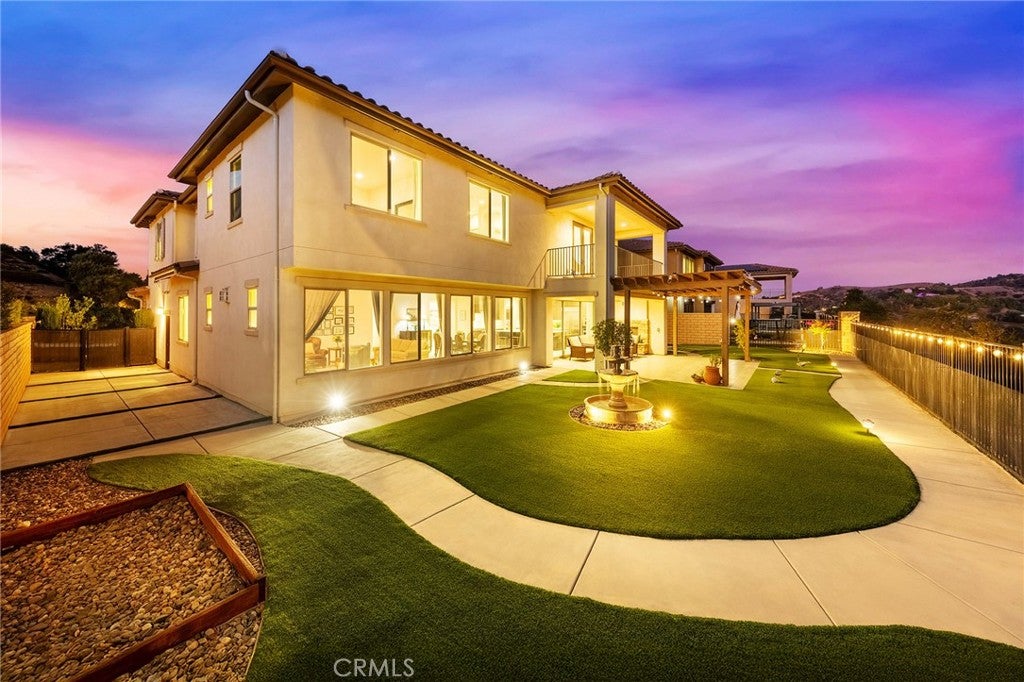 Chino Hills, California, 91709, United States, 5 Bedrooms Bedrooms, ,6 BathroomsBathrooms,Residential,Active,1986885