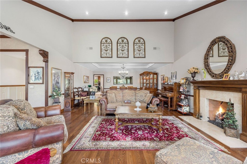 Chatsworth, California, 91311, United States, 4 Bedrooms Bedrooms, ,3 BathroomsBathrooms,Residential,Active,2006764