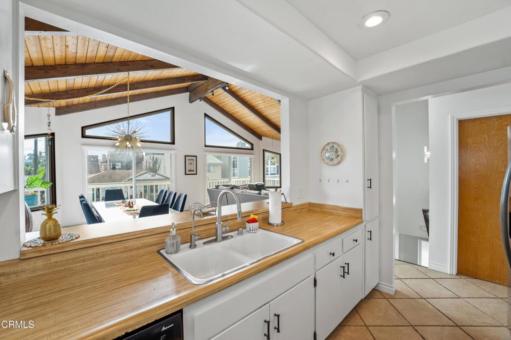 Oxnard, California, 93035, United States, 4 Bedrooms Bedrooms, ,2 BathroomsBathrooms,Residential,Active,2007278