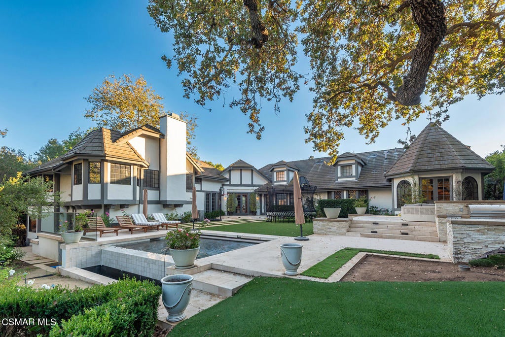 Thousand Oaks, California, 91362, United States, 4 Bedrooms Bedrooms, ,5 BathroomsBathrooms,Residential,Active,1985873