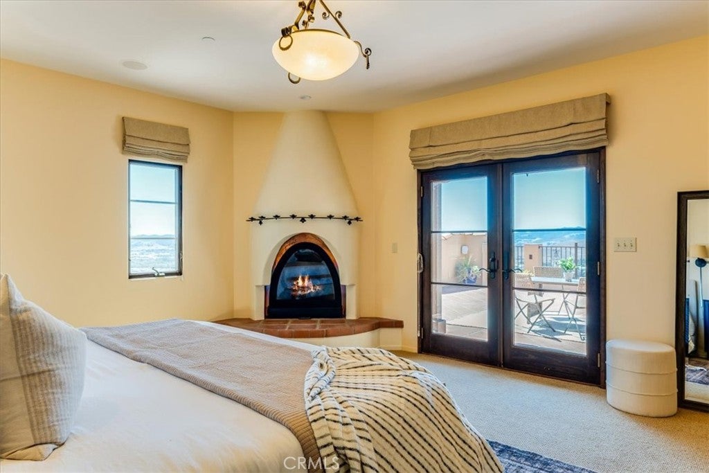 San Luis Obispo, California, 93401, United States, 5 Bedrooms Bedrooms, ,5 BathroomsBathrooms,Residential,Active,1943782