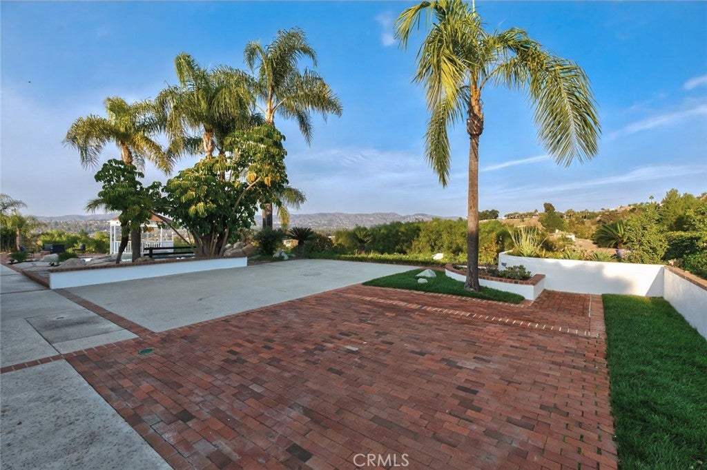 Anaheim, California, 92807, United States, 4 Bedrooms Bedrooms, ,3 BathroomsBathrooms,Residential,Active,1990042