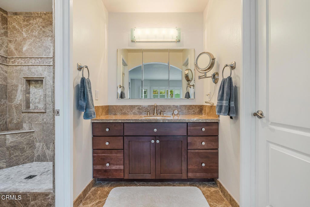 Oxnard, California, 93035, United States, 2 Bedrooms Bedrooms, ,2 BathroomsBathrooms,Residential,Active,1990634