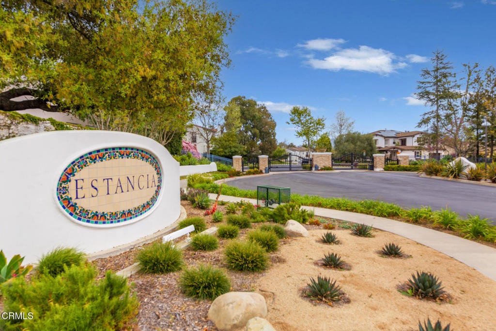 Newbury Park, California, 91320, United States, 5 Bedrooms Bedrooms, ,5 BathroomsBathrooms,Residential,Active,1914613