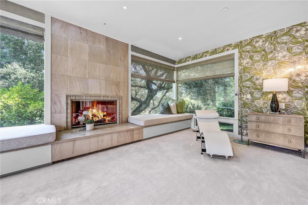 Pasadena, California, 91106, United States, 6 Bedrooms Bedrooms, ,9 BathroomsBathrooms,Residential,Active,1898207