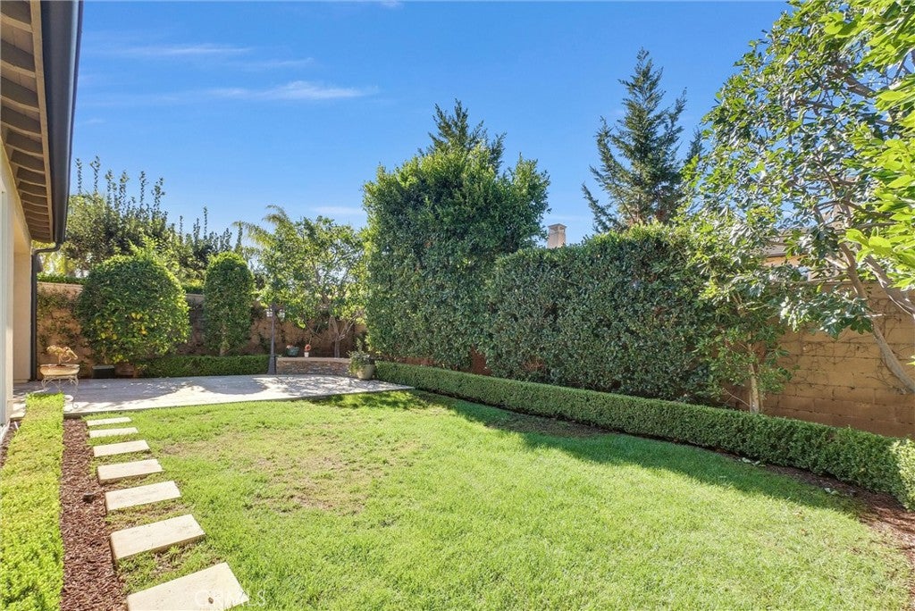 Irvine, California, 92620, United States, 4 Bedrooms Bedrooms, ,4 BathroomsBathrooms,Residential,Active,1986877