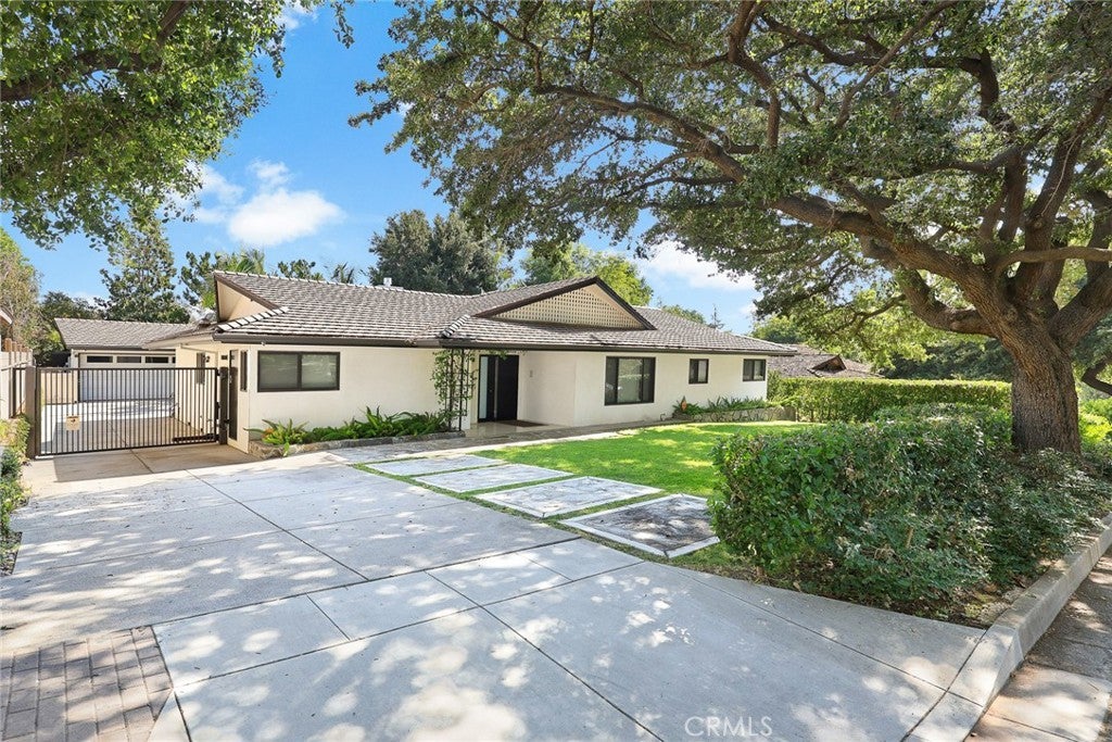 San Marino, California, 91108, United States, 4 Bedrooms Bedrooms, ,4 BathroomsBathrooms,Residential,Active,1909089