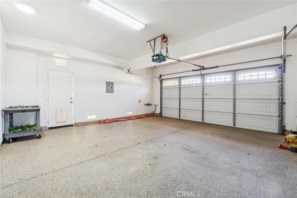 Castaic, California, 91384, United States, 6 Bedrooms Bedrooms, ,6 BathroomsBathrooms,Residential,Active,2009152