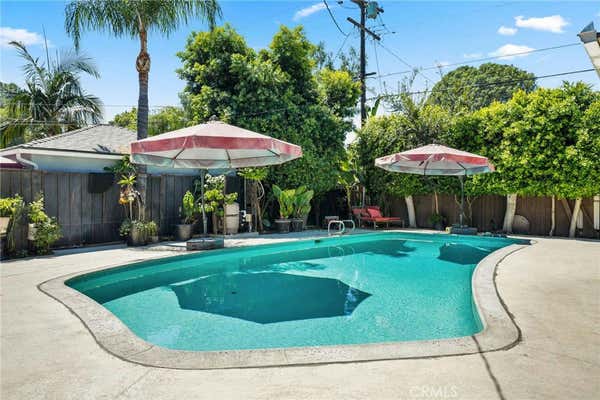 6909 ENCINO AVE, VAN NUYS, CA 91406 - Image 1