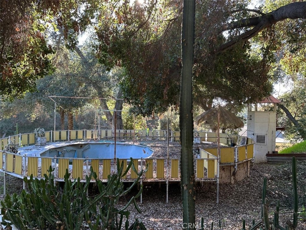 Pomona, California, 91768, United States, 3 Bedrooms Bedrooms, ,2 BathroomsBathrooms,Residential,Active,2010148