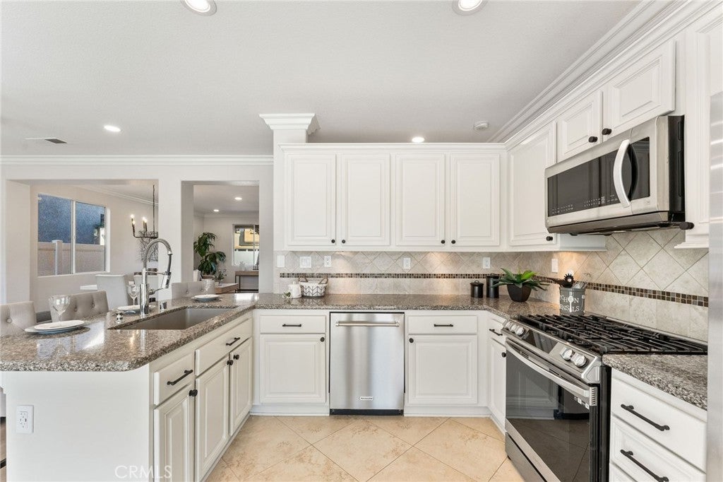 Rancho Santa Margarita, California, 92688, United States, 6 Bedrooms Bedrooms, ,3 BathroomsBathrooms,Residential,Active,2010204