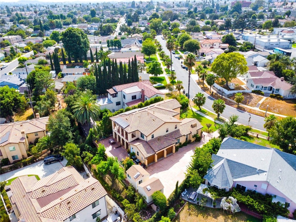 Alhambra, California, 91801, United States, 4 Bedrooms Bedrooms, ,4 BathroomsBathrooms,Residential,Active,1934800