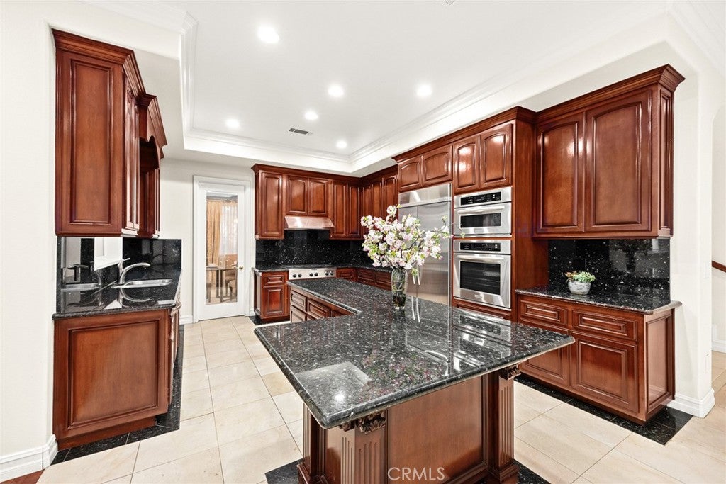 Diamond Bar, California, 91765, United States, 4 Bedrooms Bedrooms, ,5 BathroomsBathrooms,Residential,Active,1985854