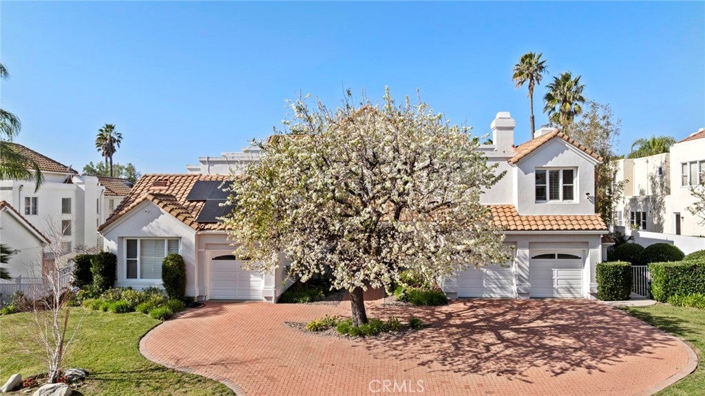 Chatsworth, California, 91311, United States, 5 Bedrooms Bedrooms, ,6 BathroomsBathrooms,Residential,Active,2015219