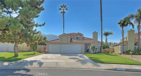 2185 CANYON DR, COLTON, CA 92324, photo 2 of 73