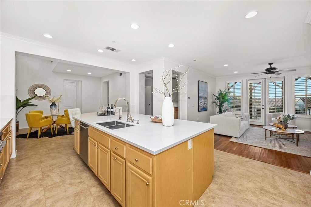 Monterey Park, California, 91754, United States, 5 Bedrooms Bedrooms, ,5 BathroomsBathrooms,Residential,Active,1988440