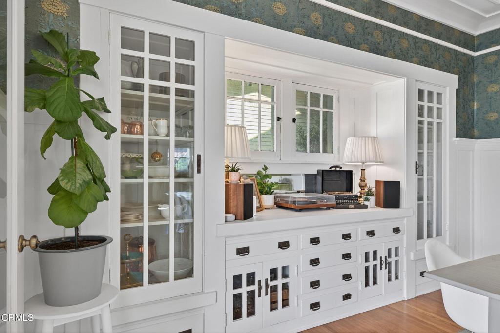 Oxnard, California, 93030, United States, 5 Bedrooms Bedrooms, ,2 BathroomsBathrooms,Residential,Active,1985561