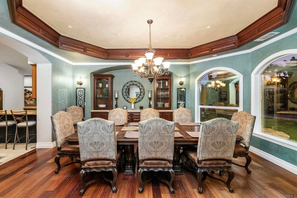 Escondido, California, 92025, United States, 5 Bedrooms Bedrooms, ,4 BathroomsBathrooms,Residential,Active,1969680