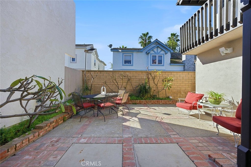 Seal Beach, California, 90740, United States, 4 Bedrooms Bedrooms, ,3 BathroomsBathrooms,Residential,Active,2010555