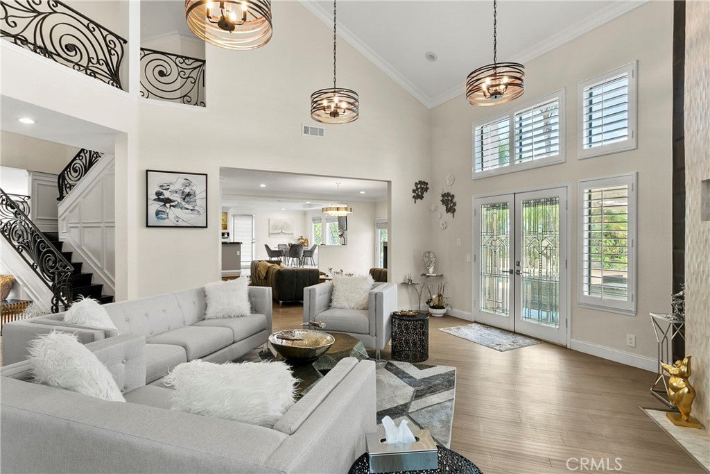 Laguna Hills, California, 92653, United States, 4 Bedrooms Bedrooms, ,3 BathroomsBathrooms,Residential,Active,1986896