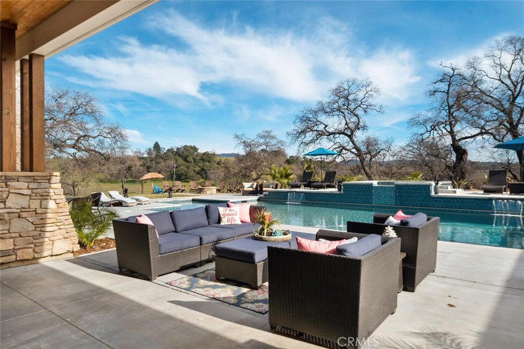 Oroville, California, 95965, United States, ,5 BathroomsBathrooms,Residential,Active,1702211