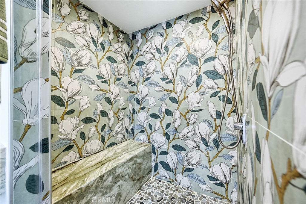 Seal Beach, California, 90740, United States, 4 Bedrooms Bedrooms, ,3 BathroomsBathrooms,Residential,Active,2010555