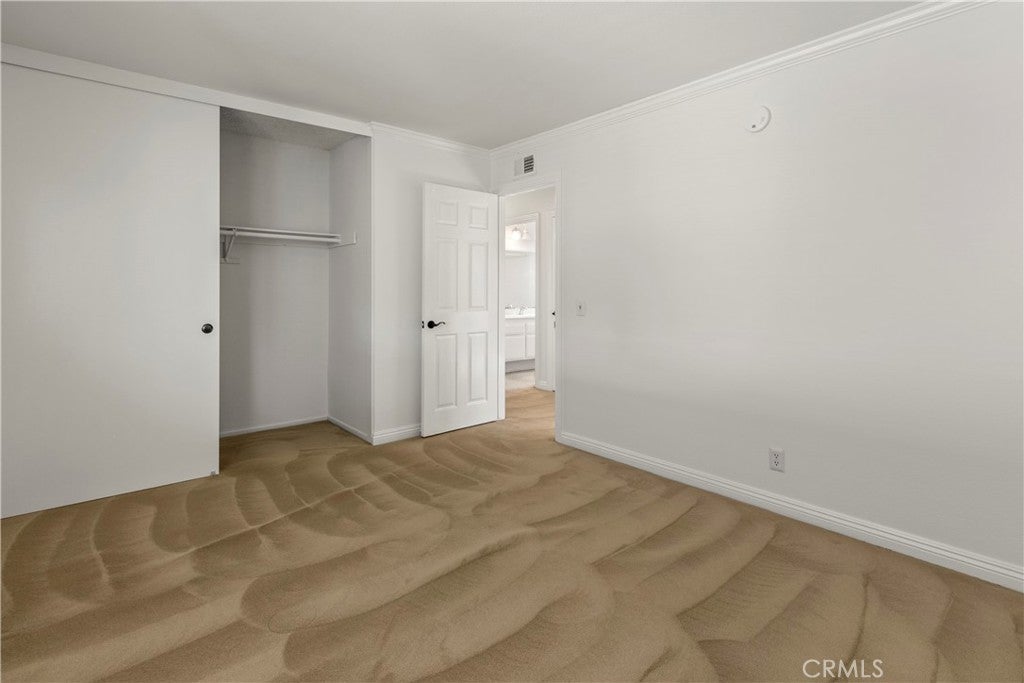 Fountain Valley, California, 92708, United States, 4 Bedrooms Bedrooms, ,3 BathroomsBathrooms,Residential,Active,1922326