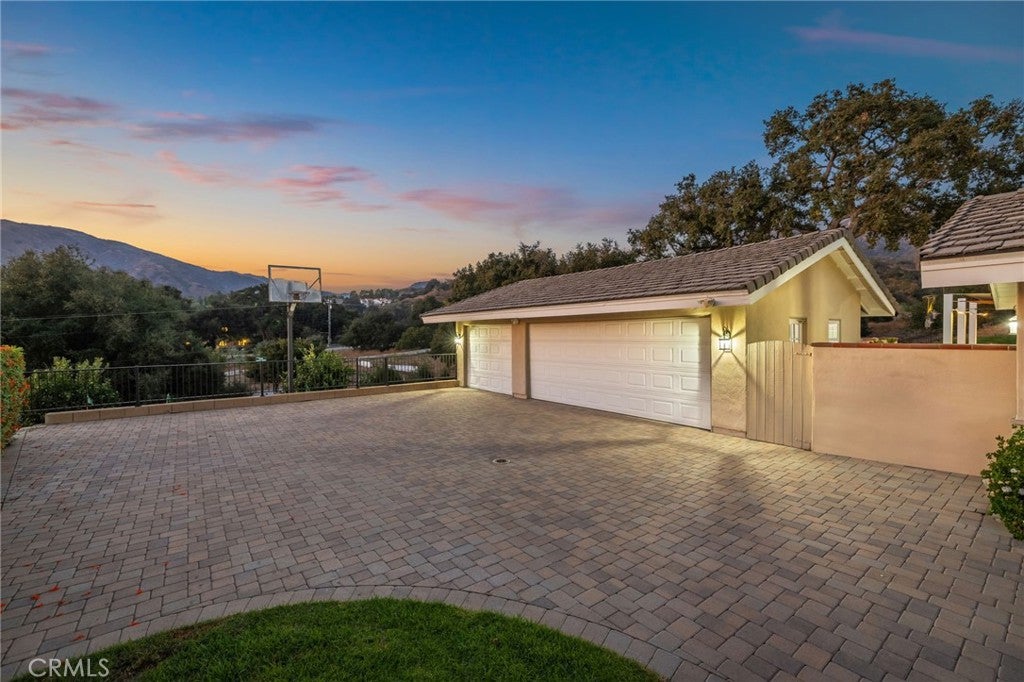 La Verne, California, 91750, United States, 3 Bedrooms Bedrooms, ,3 BathroomsBathrooms,Residential,Active,2009143