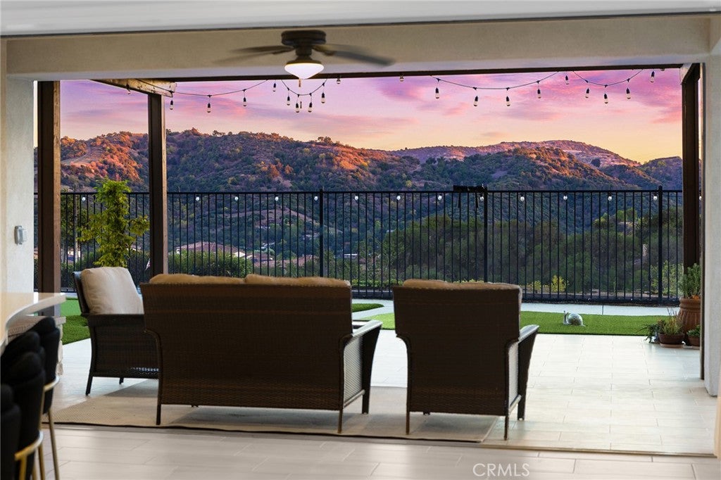 Chino Hills, California, 91709, United States, 5 Bedrooms Bedrooms, ,6 BathroomsBathrooms,Residential,Active,1986885