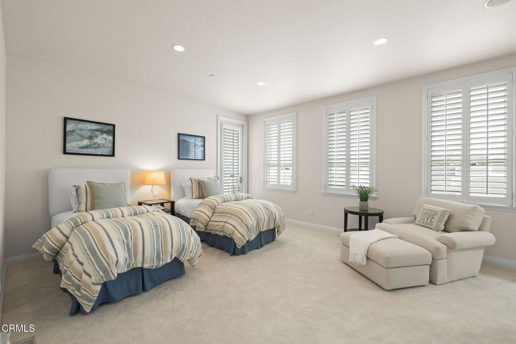 Oxnard, California, 93035, United States, 4 Bedrooms Bedrooms, ,6 BathroomsBathrooms,Residential,Active,1849510