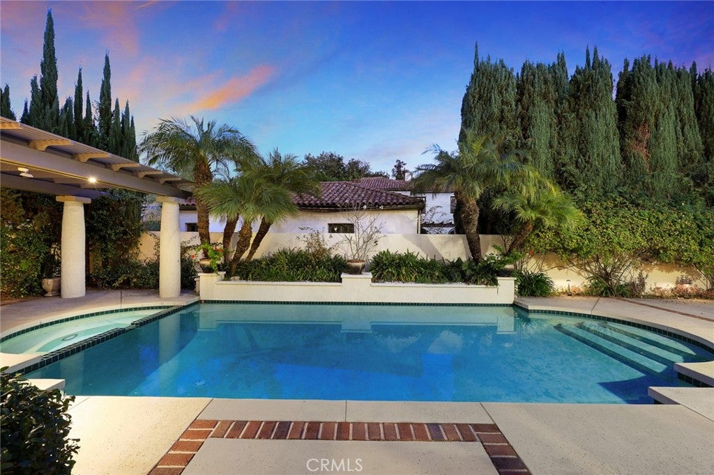 928 S El Molino Ave – image 46