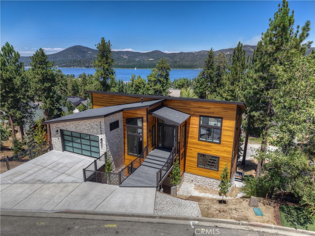 Big Bear Lake, California, 92315, United States, 5 Bedrooms Bedrooms, ,6 BathroomsBathrooms,Residential,Active,1914782