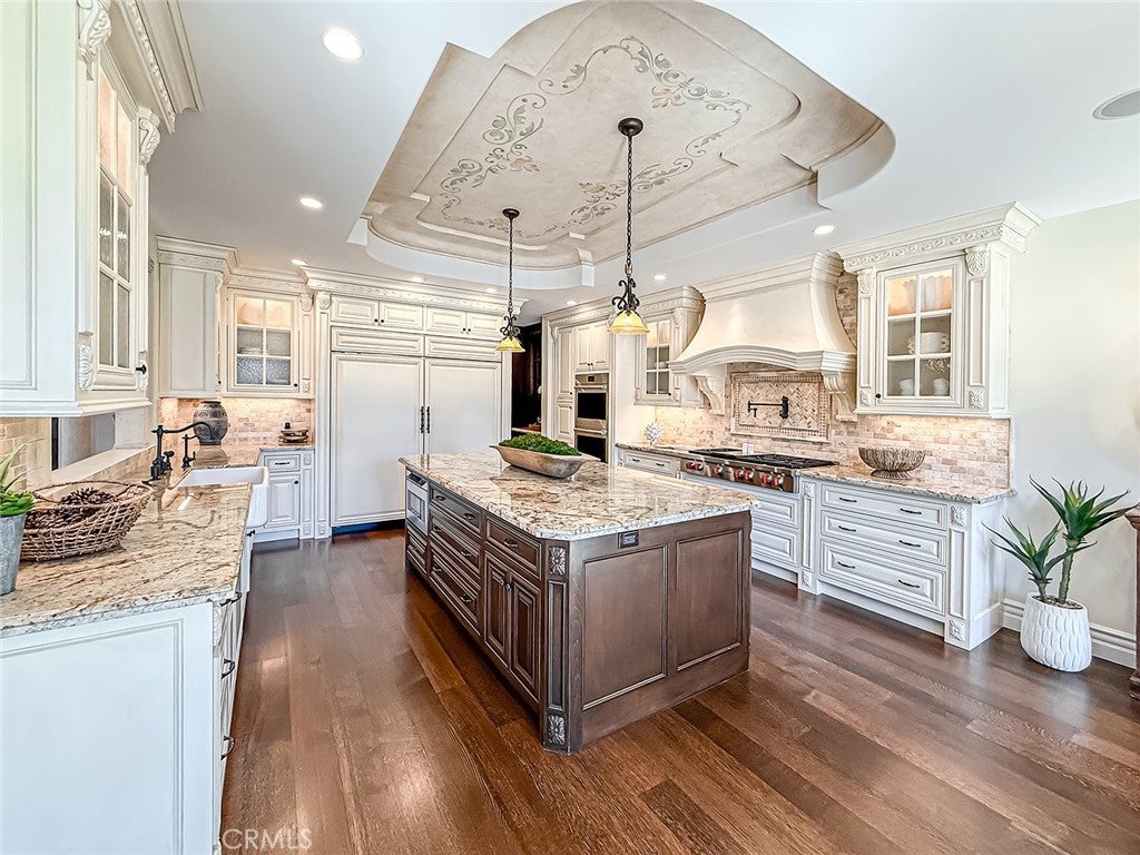 Westlake Village, California, 91361, United States, 3 Bedrooms Bedrooms, ,4 BathroomsBathrooms,Residential,Active,1985851