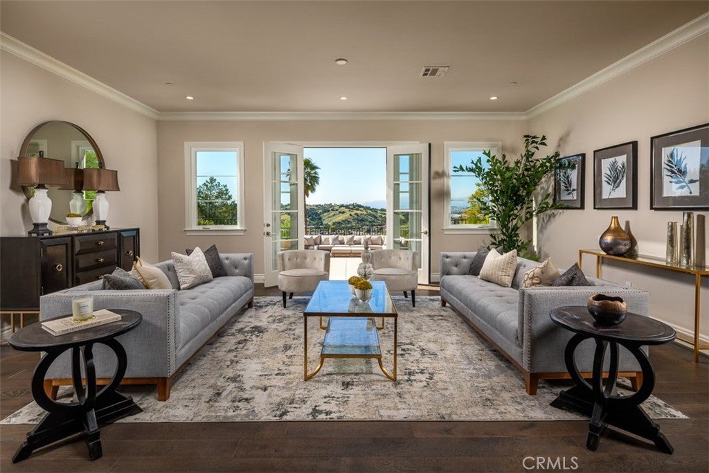 Diamond Bar, California, 91765, United States, 6 Bedrooms Bedrooms, ,7 BathroomsBathrooms,Residential,Active,1898223