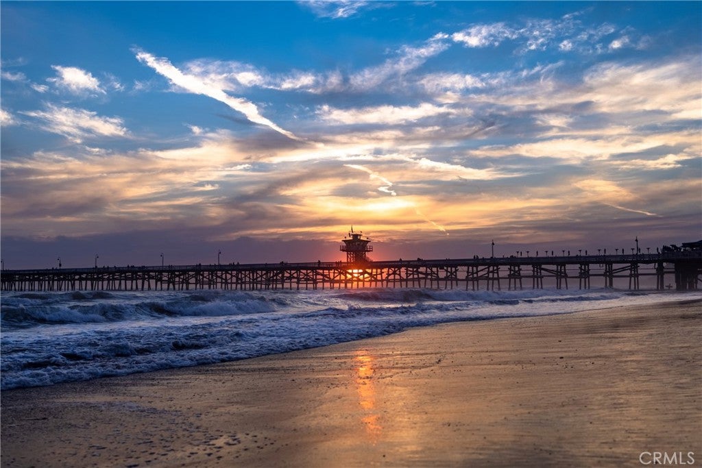 San Clemente, California, 92673, United States, 6 Bedrooms Bedrooms, ,5 BathroomsBathrooms,Residential,Active,1922275