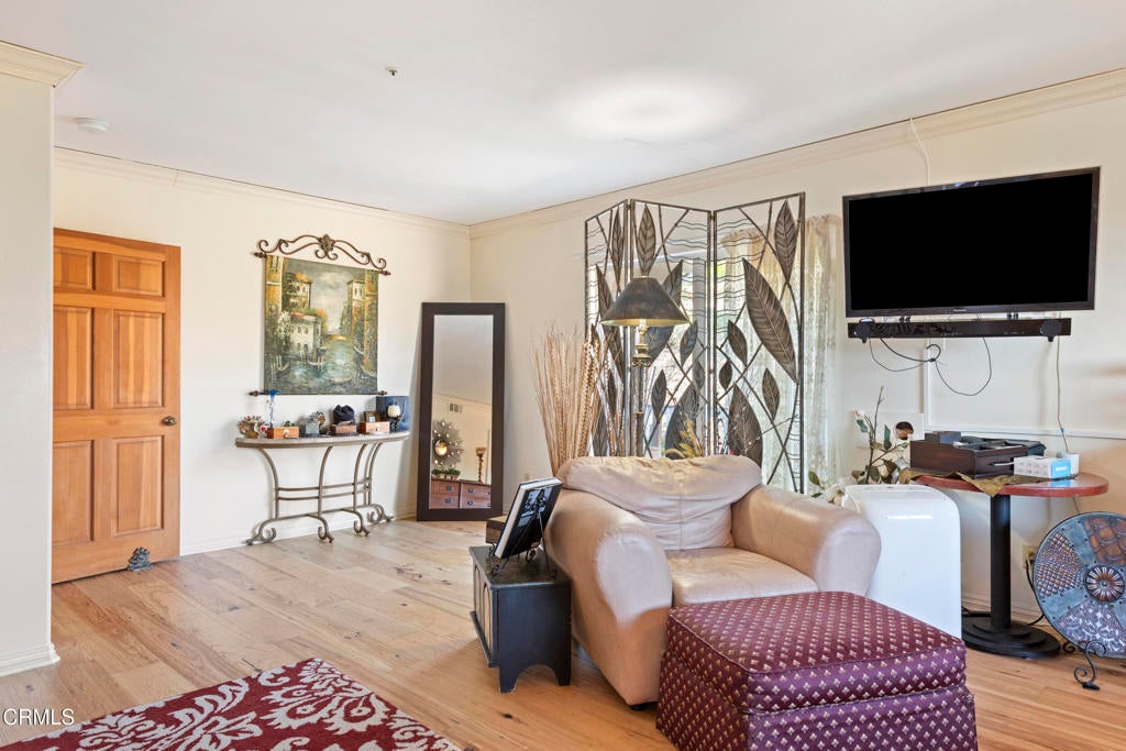 Camarillo, California, 93010, United States, 6 Bedrooms Bedrooms, ,4 BathroomsBathrooms,Residential,Active,1953410