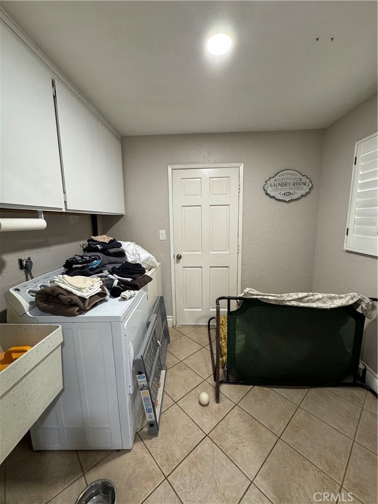 Corona, California, 92882, United States, ,3 BathroomsBathrooms,Residential,Active,1726827
