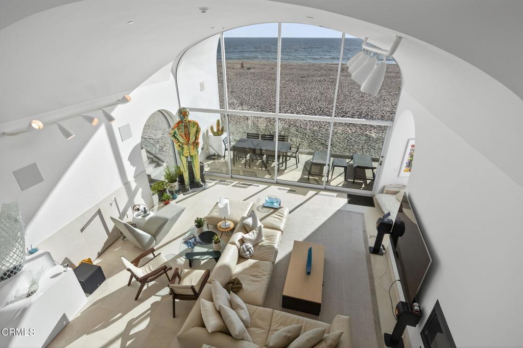 Oxnard, California, 93035, United States, 4 Bedrooms Bedrooms, ,5 BathroomsBathrooms,Residential,Active,1904736