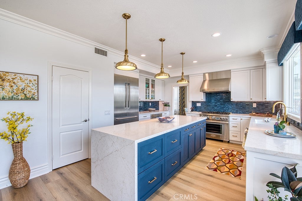 Trabuco Canyon, California, 92679, United States, 4 Bedrooms Bedrooms, ,3 BathroomsBathrooms,Residential,Active,1910158