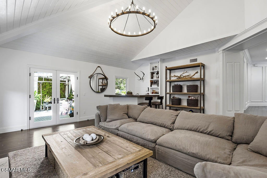 Westlake Village, California, 91362, United States, 6 Bedrooms Bedrooms, ,6 BathroomsBathrooms,Residential,Active,2031759