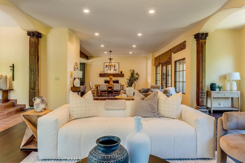San Luis Obispo, California, 93401, United States, 5 Bedrooms Bedrooms, ,5 BathroomsBathrooms,Residential,Active,1943782