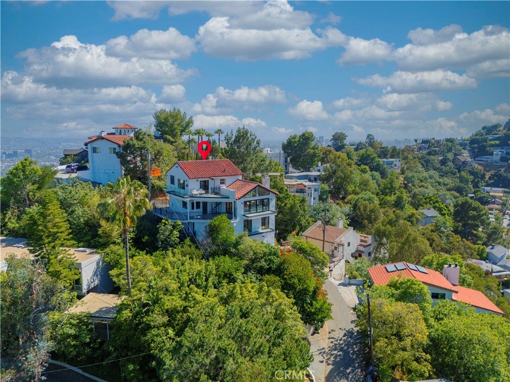Los Angeles, California, 90046, United States, 3 Bedrooms Bedrooms, ,4 BathroomsBathrooms,Residential,Active,1862862