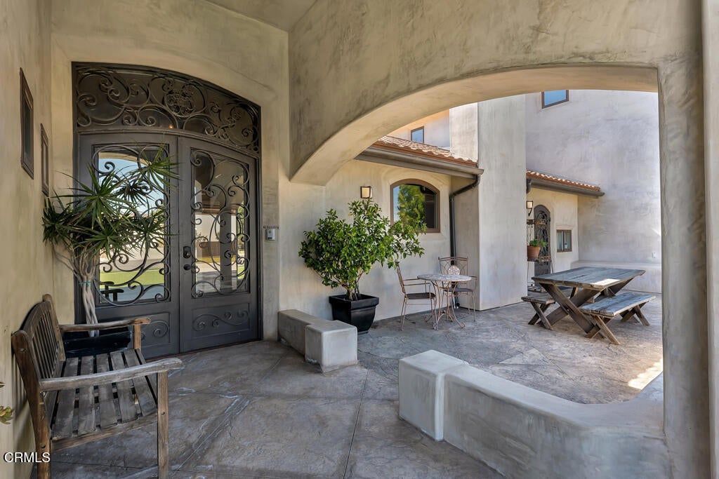 Camarillo, California, 93010, United States, 5 Bedrooms Bedrooms, ,5 BathroomsBathrooms,Residential,Active,1905055